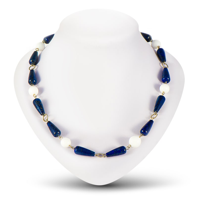 Колье "Магнолия", камни лазурит, кахолонг
